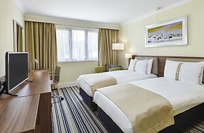 Holiday Inn Cardiff - North M4 by IHG