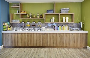 Holiday Inn Cardiff - North M4 by IHG