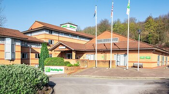 Holiday Inn Cardiff - North M4 by IHG