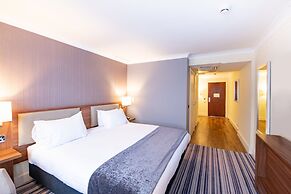 Holiday Inn Cardiff - North M4 by IHG
