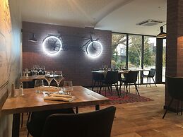 Campanile PRIME - Troyes Nord Barberey