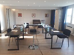 Campanile PRIME - Troyes Nord Barberey