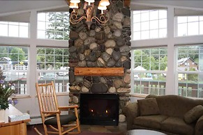 Harborview Inn