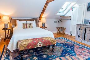 Three Chimneys Inn