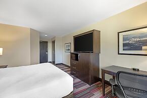 Best Western Plus Stoneridge Inn & Conference Centre