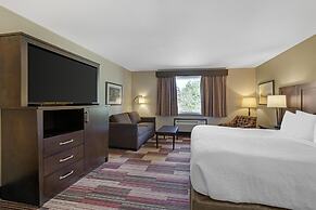 Best Western Plus Stoneridge Inn & Conference Centre