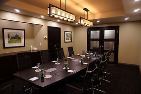 Best Western Plus Stoneridge Inn & Conference Centre