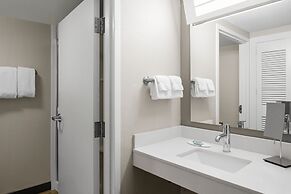 Courtyard by Marriott Newport News Yorktown
