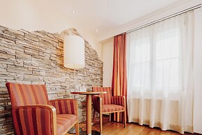 Parkhotel Schoenegg