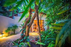 Mahekal Beach Front Resort & Spa