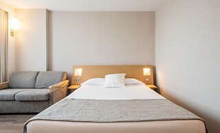 Hotel ILUNION Valencia 4