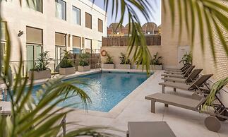 Hotel ILUNION Valencia 4