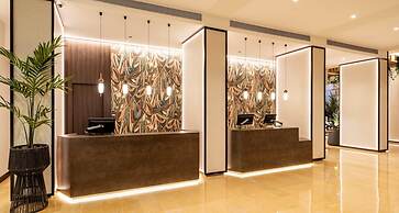 Hotel ILUNION Valencia 4