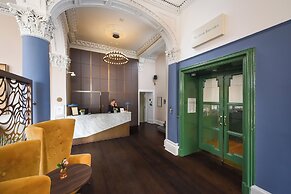 Perle Oban Hotel & Spa