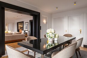 L’Hôtel du Collectionneur Paris