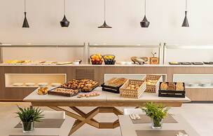 Hotel ILUNION Valencia 3
