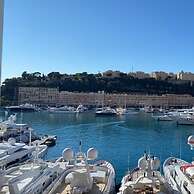 Hotel Port Palace