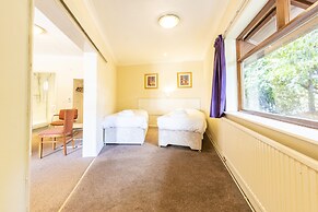 The Dene Hotel