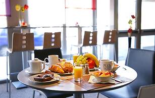 Hotel Kyriad Le Bourget Centre-Parc des Expositions