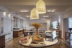 El Faro Hotel & Spa