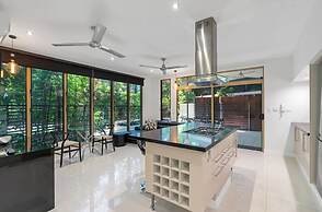 Sanctuary Palm Cove