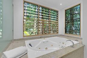 Sanctuary Palm Cove