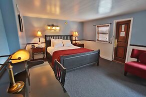 Delta King Hotel