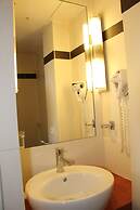 Hotel Little
