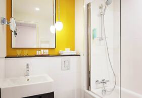 B&B HOTEL Paris 17 Batignolles