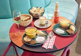 B&B HOTEL Paris 17 Batignolles