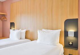 B&B HOTEL Paris 17 Batignolles