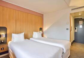 B&B HOTEL Paris 17 Batignolles