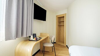 Campanile PRIME - Nice Airport