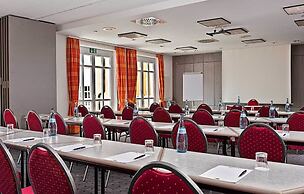 MAXIMILIAN Grand Hotel