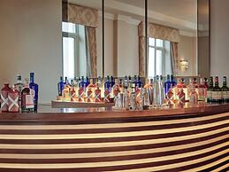 Galway Bay Hotel