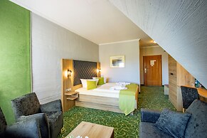 Panorama Berghotel Wettiner Höhe