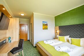 Panorama Berghotel Wettiner Höhe