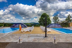 Panorama Berghotel Wettiner Höhe