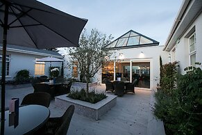 The Keadeen Hotel