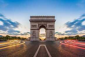 Holiday Inn Paris Palais de l'Elysée by IHG