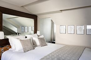 Holiday Inn Paris Palais de l'Elysée by IHG