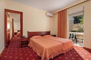 Crithoni's Paradise Hotel