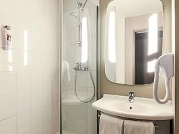 ibis Massy