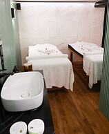 Nova Plaza Crystal Hotel & Spa