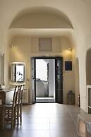 Oia Mare Villas