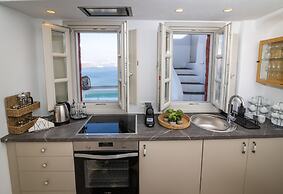 Oia Mare Villas
