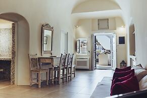 Oia Mare Villas