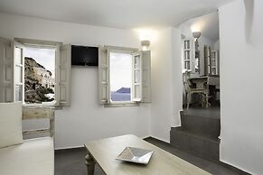 Oia Mare Villas
