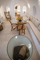 Oia Mare Villas