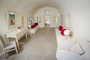 Oia Mare Villas